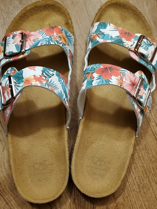 Shoes - Floral Double Buckle Slide Sandals Size L 9-10